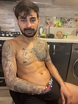 Snapshot of NickTomas chatting on March 15, 7:25 am NickTomas online show from March 15, 7:25 am