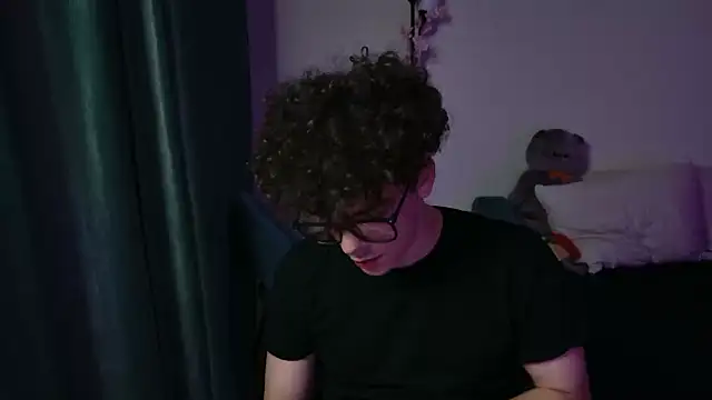 Snapshot of dreamgonetan chatting on September 25, 8:23 pm dreamgonetan online show from September 25, 8:23 pm