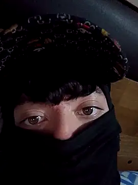 Snapshot of Hoott_boyyszz chatting on November 2, 11:40 pm Hoott boyyszz online show from November 2, 11:40 pm