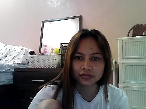 Snapshot of Amarrahlyn chatting on May 10, 10:48 pm Amarrahlyn online show from May 10, 10:48 pm