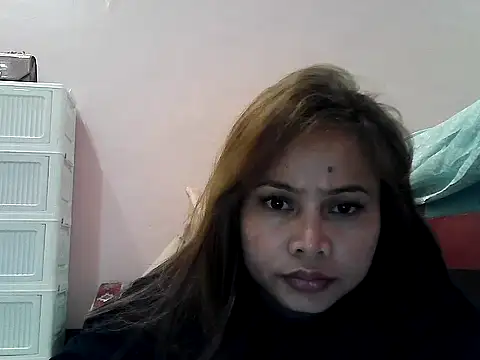 Snapshot of Amarrahlyn chatting on May 25, 12:49 am Amarrahlyn online show from May 25, 12:49 am