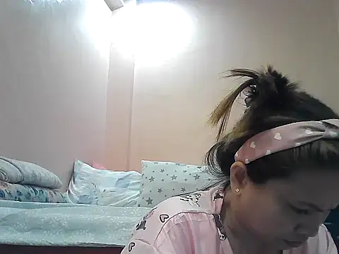 Snapshot of Amarrahlyn chatting on June 5, 9:26 am Amarrahlyn online show from June 5, 9:26 am