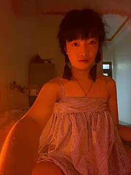 Tramy xx online show from July 7, 1:26 pm