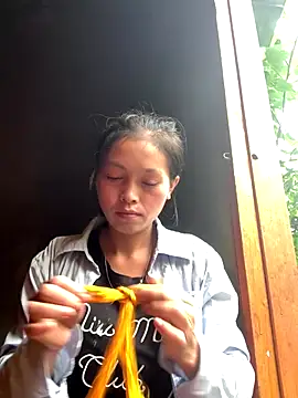 Snapshot of Halyy_xx chatting on September 26, 1:20 am Halyy xx online show from September 26, 1:20 am