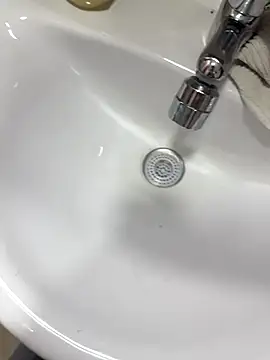 Snapshot of tusmuertos420 chatting on October 27, 7:29 pm tusmuertos420 online show from October 27, 7:29 pm