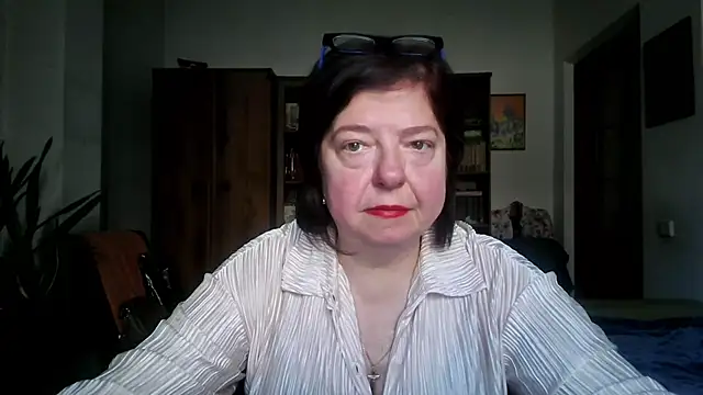 Violet Pulse online show from March 31, 1:44 pm