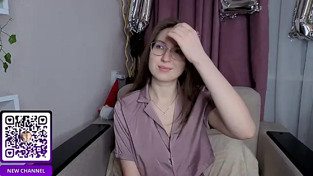 DaliaRadtke online show from March 2, 6:15 pm