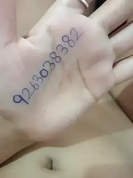 Snapshot of JassiKumari02 chatting on October 21, 6:19 pm JassiKumari02 online show from October 21, 6:19 pm