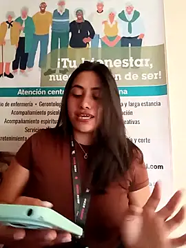 Snapshot of ANDREA-10_ chatting on February 5, 12:43 pm ANDREA-10 online show from February 5, 12:43 pm