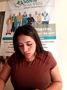 Snapshot of ANDREA-10_ chatting on February 17, 2:02 pm ANDREA-10 online show from February 17, 2:02 pm