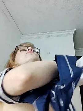 Snapshot of Rubialuna chatting on September 27, 12:04 am Rubialuna online show from September 27, 12:04 am