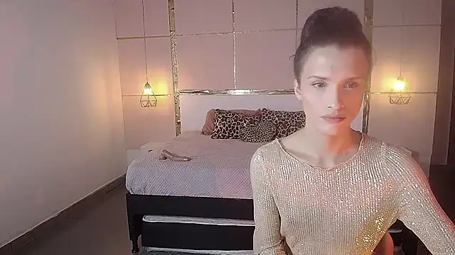 Snapshot of IsabelFernandez chatting on October 21, 3:40 am IsabelFernandez online show from October 21, 3:40 am