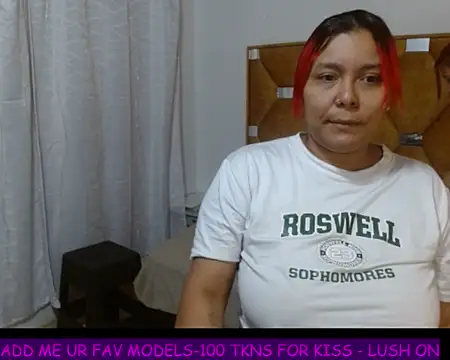 Snapshot of LITTLEKITTY19 chatting on March 3, 12:55 pm LITTLEKITTY19 online show from March 3, 12:55 pm