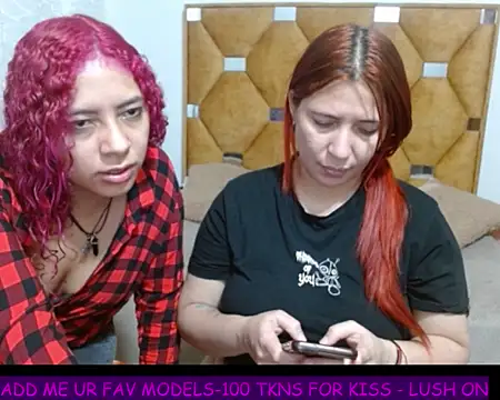 Snapshot of LITTLEKITTY19 chatting on March 27, 12:49 pm LITTLEKITTY19 online show from March 27, 12:49 pm