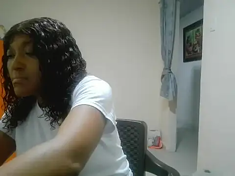 Snapshot of SONDRADAYAN chatting on November 5, 12:54 am SONDRADAYAN online show from November 5, 12:54 am