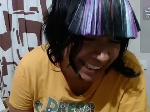 Snapshot of Acelinrose chatting on April 21, 2:51 am Acelinrose online show from April 21, 2:51 am