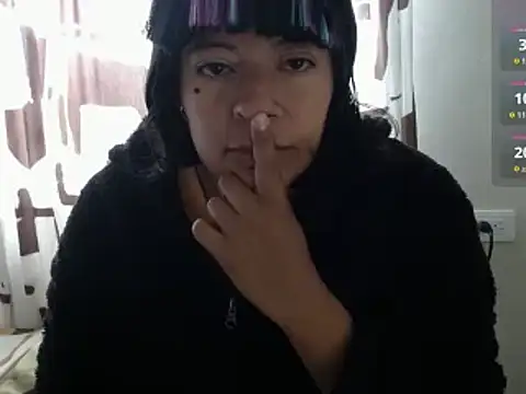 Snapshot of Acelinrose chatting on April 21, 2:56 pm Acelinrose online show from April 21, 2:56 pm