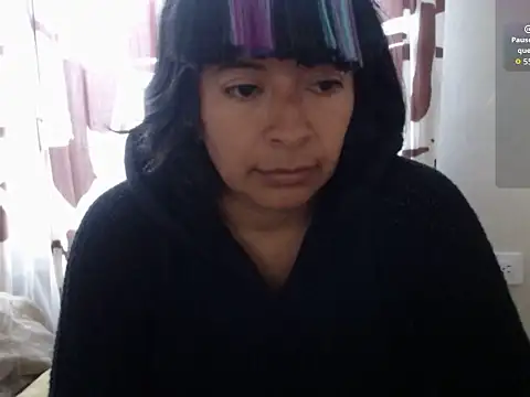 Snapshot of Acelinrose chatting on May 8, 12:10 pm Acelinrose online show from May 8, 12:10 pm