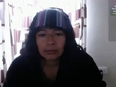 Snapshot of Acelinrose chatting on May 21, 1:07 pm Acelinrose online show from May 21, 1:07 pm