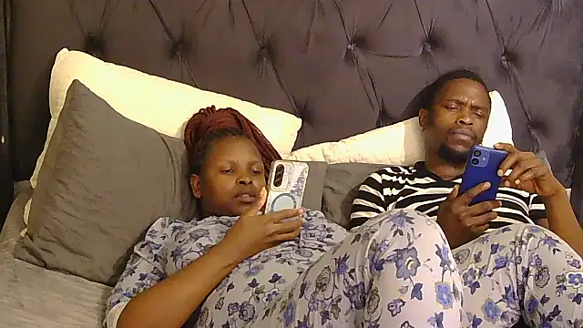 Snapshot of Dandelion_enigman chatting on May 23, 12:53 pm Dandelion enigman online show from May 23, 12:53 pm