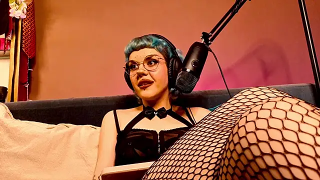 tacodeluxxxe online show from September 21, 12:34 am