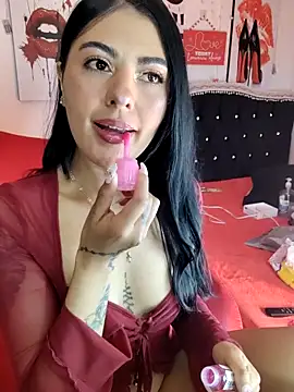 ValeNiitaLuv online show from April 12, 3:44 am