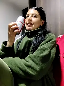 Snapshot of ValeNiitaLuv chatting on May 30, 5:59 am ValeNiitaLuv online show from May 30, 5:59 am