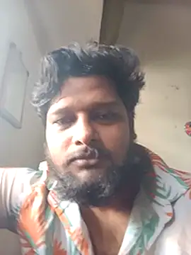 Snapshot of chunkyguy98 chatting on July 14, 3:33 am chunkyguy98 online show from July 14, 3:33 am
