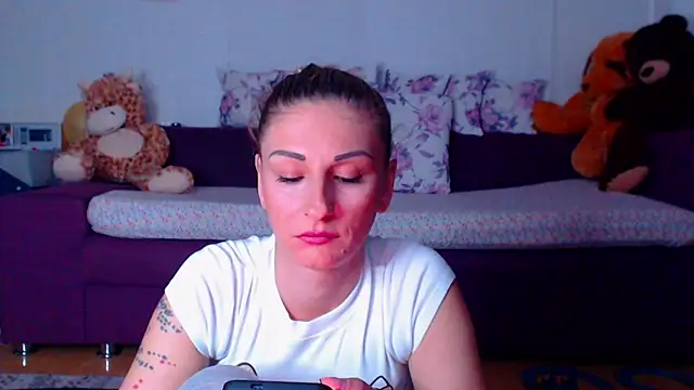 Snapshot of CassieSpell chatting on April 26, 8:39 pm CassieSpell online show from April 26, 8:39 pm