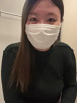 Snapshot of kyaren_JP_kyaren chatting on April 22, 2:18 pm kyaren JP kyaren online show from April 22, 2:18 pm