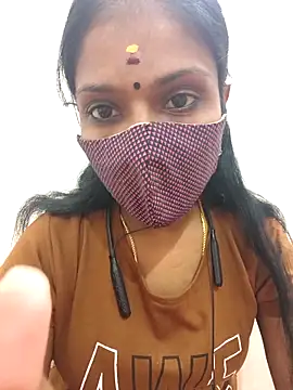 Snapshot of Tamil_Yalini12 chatting on September 22, 7:27 pm Tamil Yalini12 online show from September 22, 7:27 pm