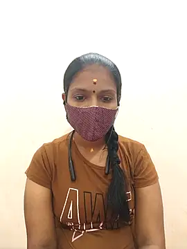 Snapshot of Tamil_Yalini12 chatting on October 4, 6:33 am Tamil Yalini12 online show from October 4, 6:33 am