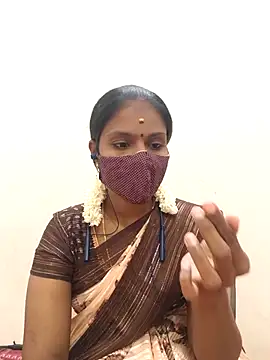 Snapshot of Tamil_Yalini12 chatting on October 7, 5:37 am Tamil Yalini12 online show from October 7, 5:37 am