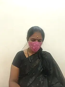 Snapshot of Tamil_Yalini12 chatting on November 2, 5:59 pm Tamil Yalini12 online show from November 2, 5:59 pm