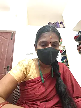 Snapshot of Tamil_Yalini12 chatting on April 27, 4:27 pm Tamil Yalini12 online show from April 27, 4:27 pm