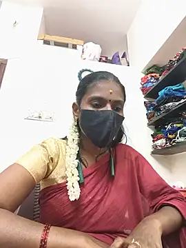 Snapshot of Tamil_Yalini12 chatting on May 16, 4:17 pm Tamil Yalini12 online show from May 16, 4:17 pm