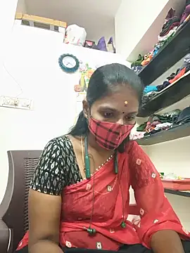 Snapshot of Tamil_Yalini12 chatting on May 31, 1:51 pm Tamil Yalini12 online show from May 31, 1:51 pm