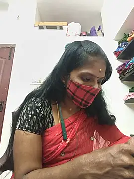 Snapshot of Tamil_Yalini12 chatting on May 31, 6:20 pm Tamil Yalini12 online show from May 31, 6:20 pm