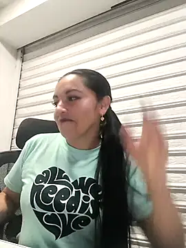 Alisson Stonee online show from February 5, 11:09 pm