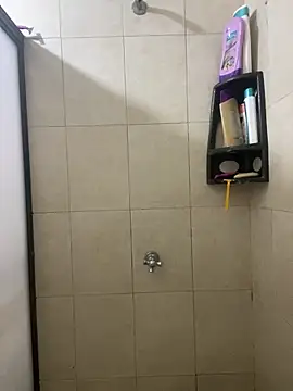 xoxo milk online show from February 26, 9:36 pm