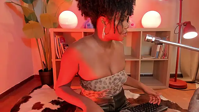 kehlannis  online show from February 13, 7:54 pm