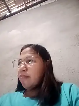 Snapshot of Filipinasweetgirl chatting on October 28, 6:17 am Filipinasweetgirl online show from October 28, 6:17 am