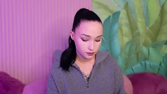 Amanda Choi online show from October 11, 5:28 am