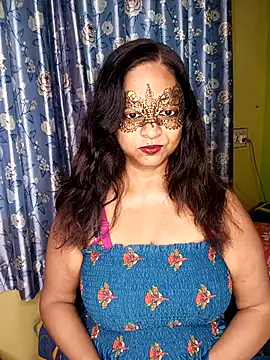 Snapshot of Big_Ass_Nikita chatting on February 5, 9:25 am Big Ass Nikita online show from February 5, 9:25 am