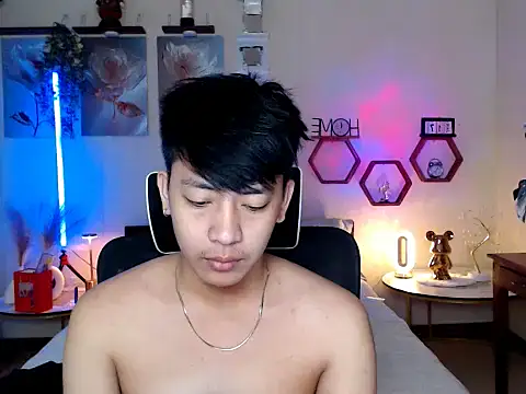 Snapshot of niel_cumshow chatting on February 20, 2:41 am niel cumshow online show from February 20, 2:41 am