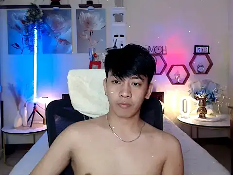 Snapshot of niel_cumshow chatting on February 22, 4:38 pm niel cumshow online show from February 22, 4:38 pm