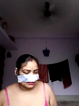 Snapshot of Deborbhavi222 chatting on September 22, 9:55 am Deborbhavi222 online show from September 22, 9:55 am