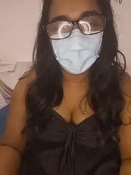 Snapshot of sexybolegirl chatting on June 21, 5:15 pm sexybolegirl online show from June 21, 5:15 pm