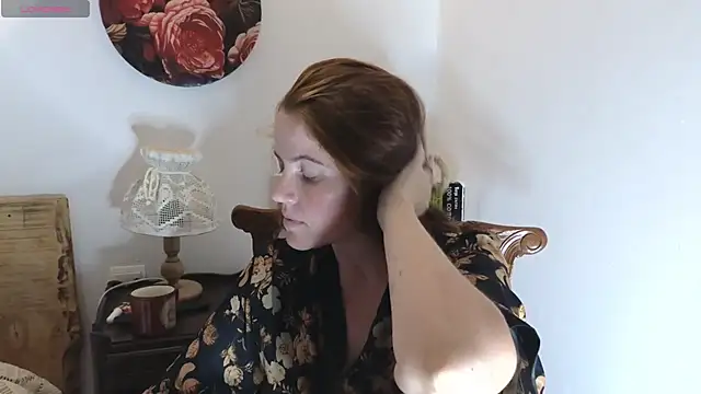 Snapshot of IamTemptress chatting on June 24, 1:26 am IamTemptress online show from June 24, 1:26 am
