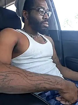 214KingLonggg online show from April 13, 9:42 pm